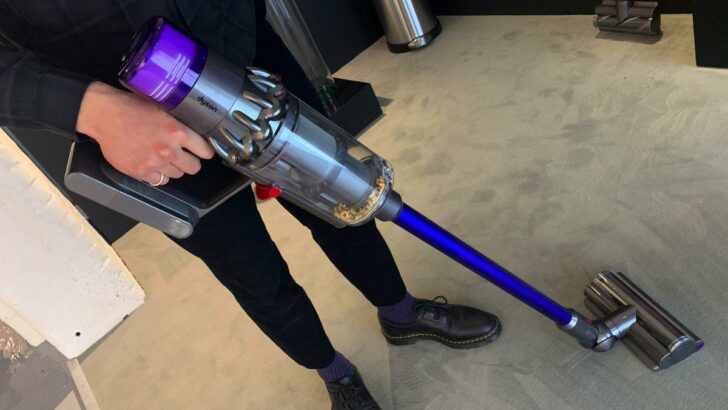 Black Friday Dyson V11 : l’aspirateur intelligent Dyson à prix mini chez Amazon !