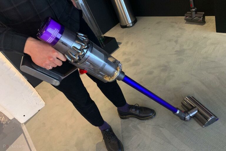 Dyson V11 Black Friday l'aspirateur à prix cassé chez Amazon