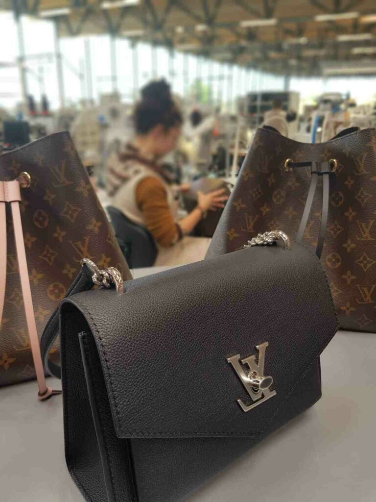 LOUIS VUITTON