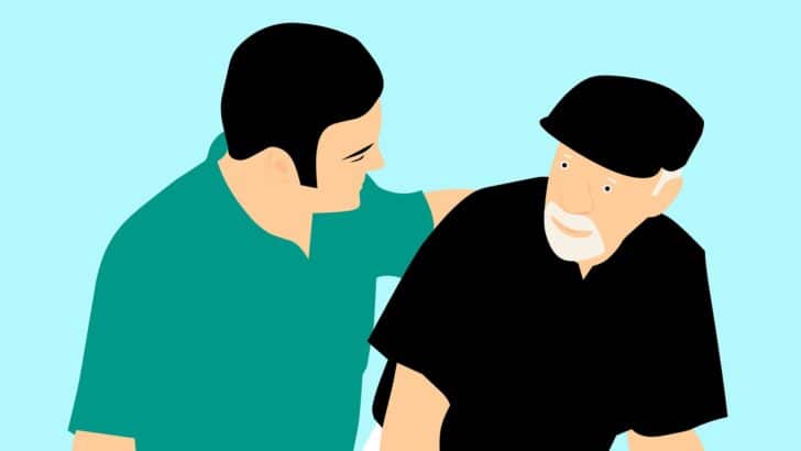 Devenir auxiliaire de vie : métier, formation, salaire