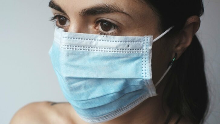 Masque chirurgical : 5 astuces pour mieux le supporter