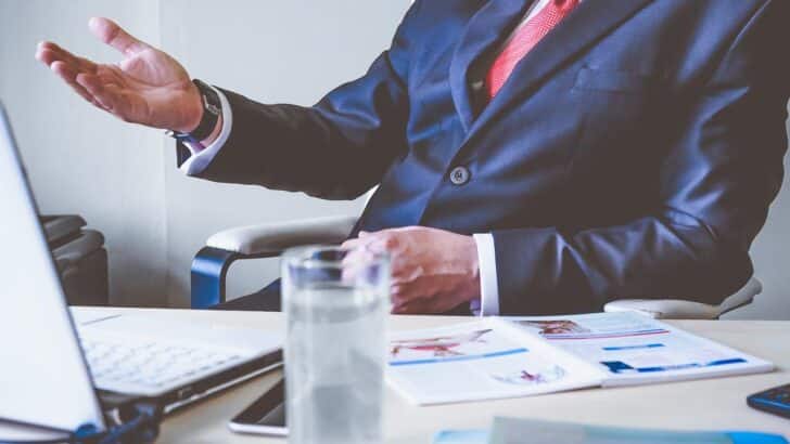 Guide complet sur les obligations de l’employeur en fonction de ses effectifs
