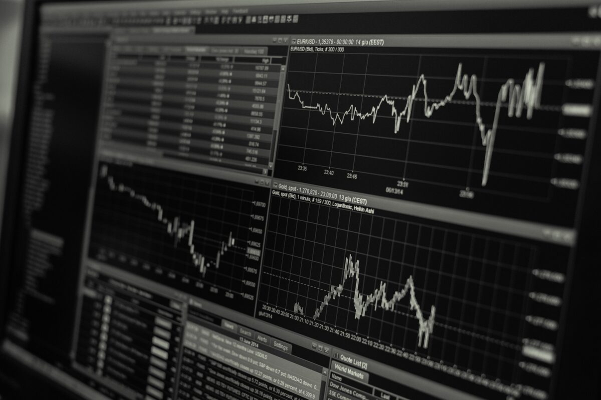 plateforme trading broker difference