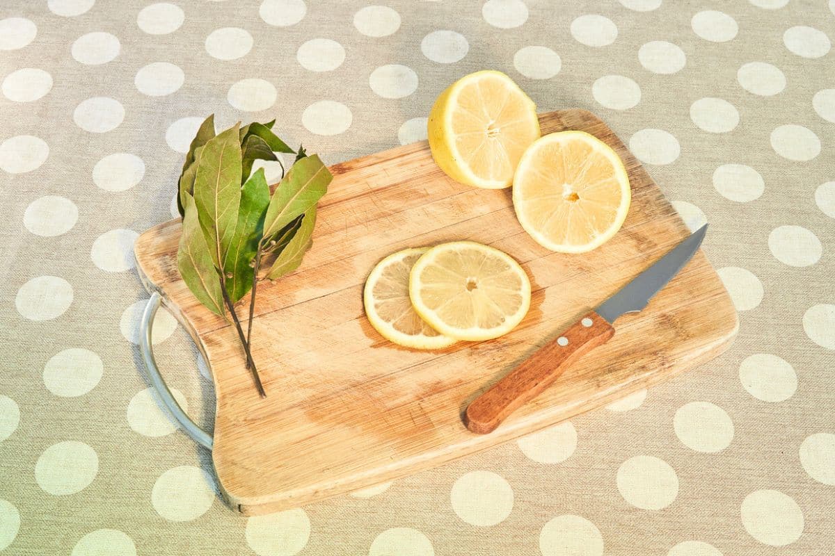 Feuilles de laurier et citron